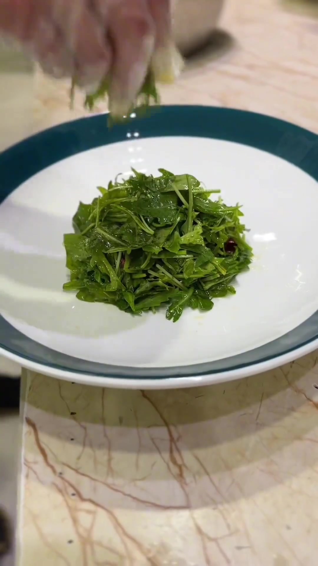 樱花素鲍鱼毛毛菜做法