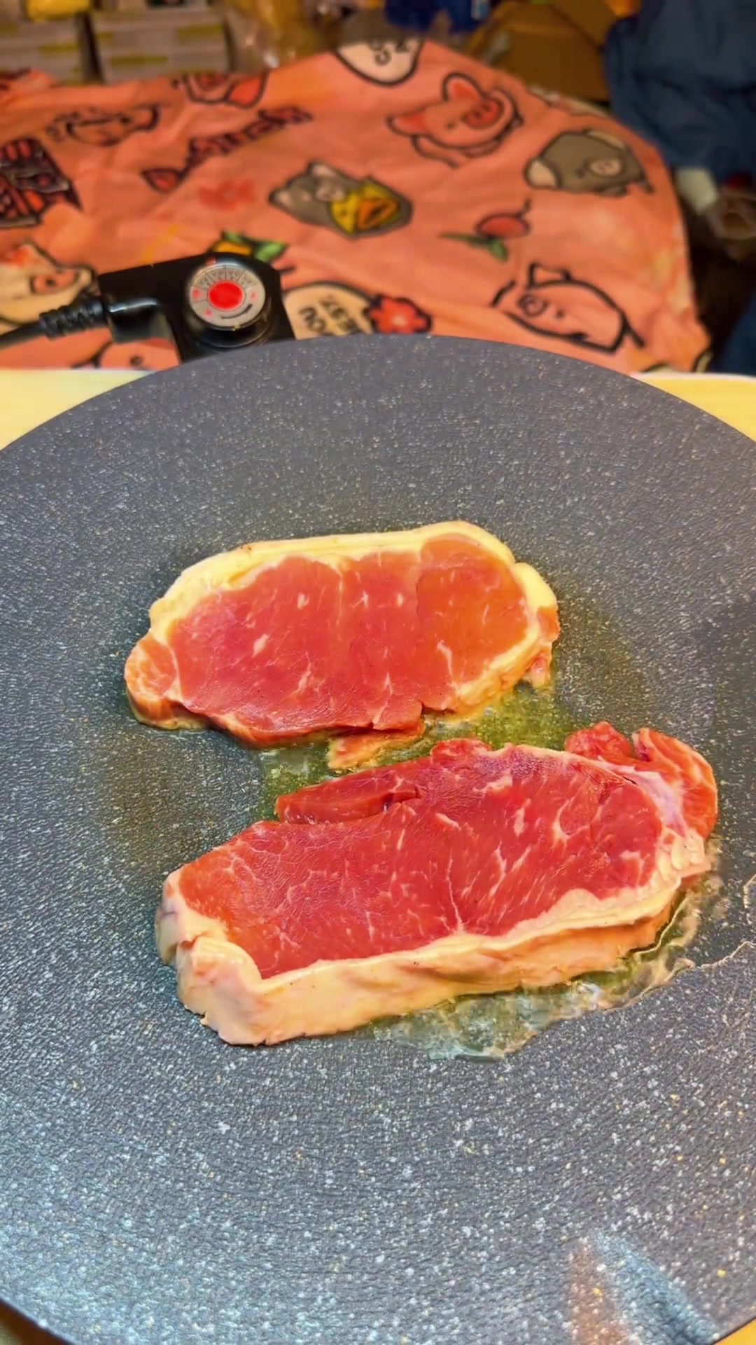 火锅涮大虾,想不好吃都难～