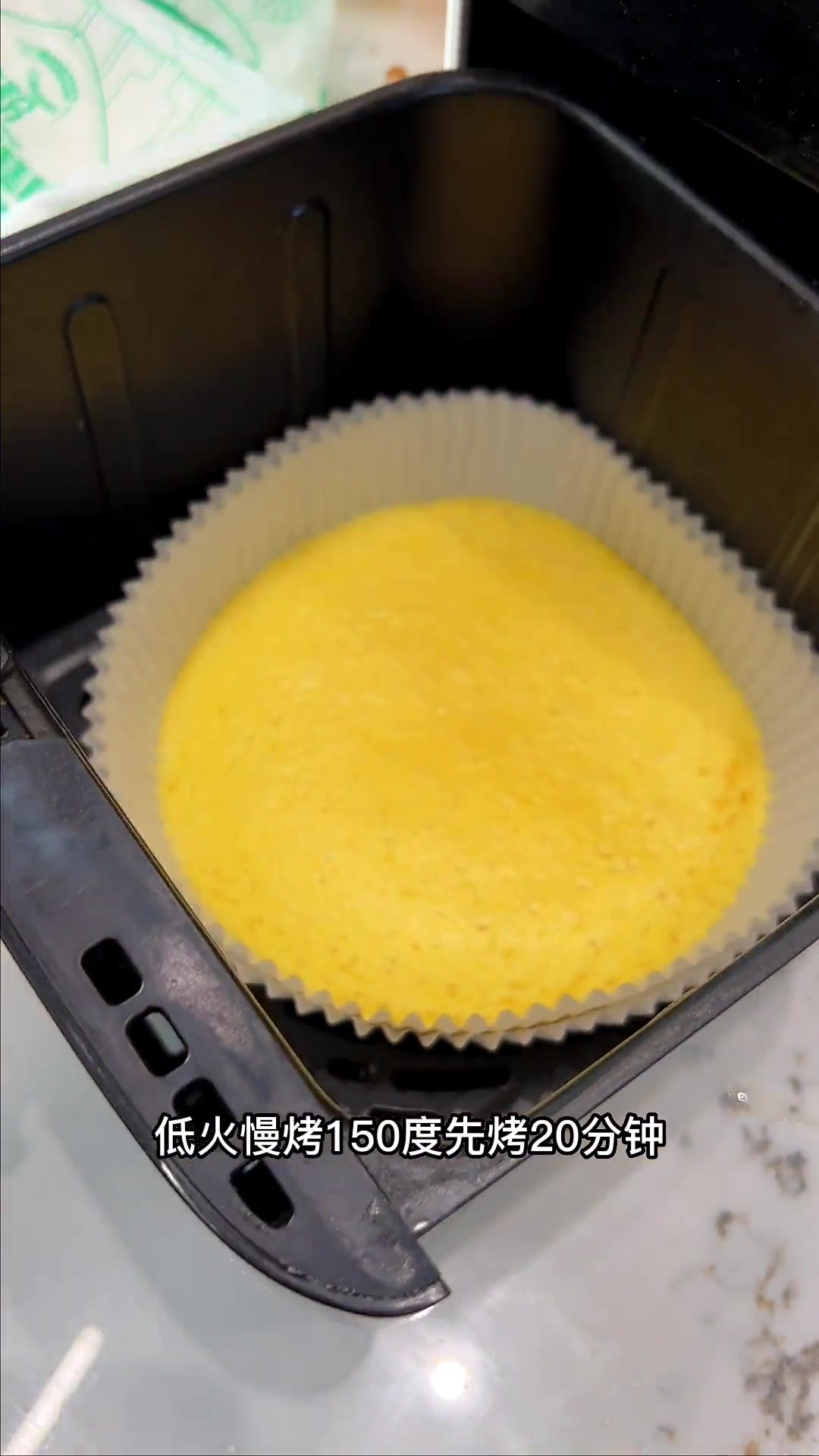 这可能是最简单的草莓蛋糕做法,酸甜好吃