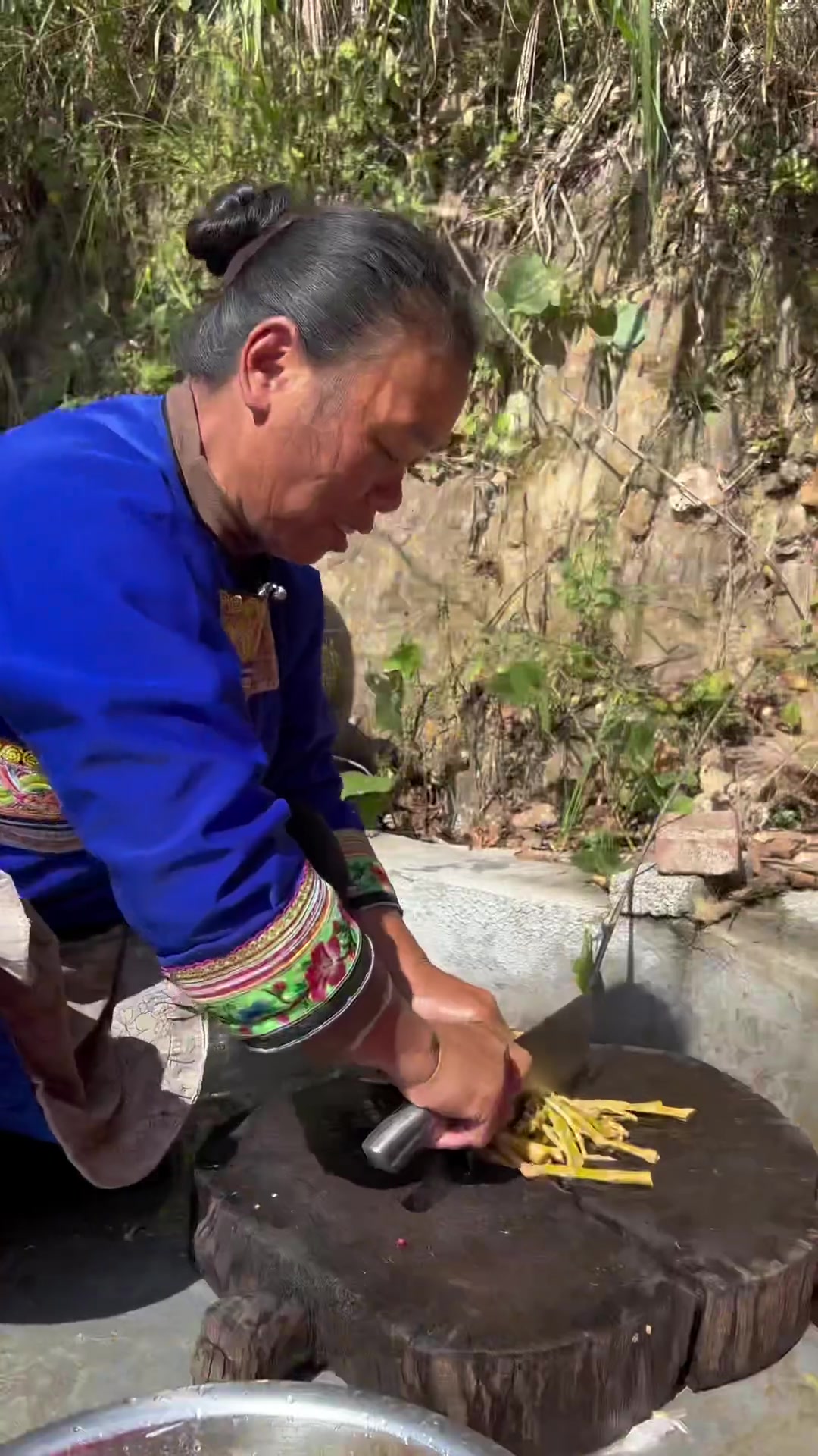笋干炖啤酒鸭,味道太美了