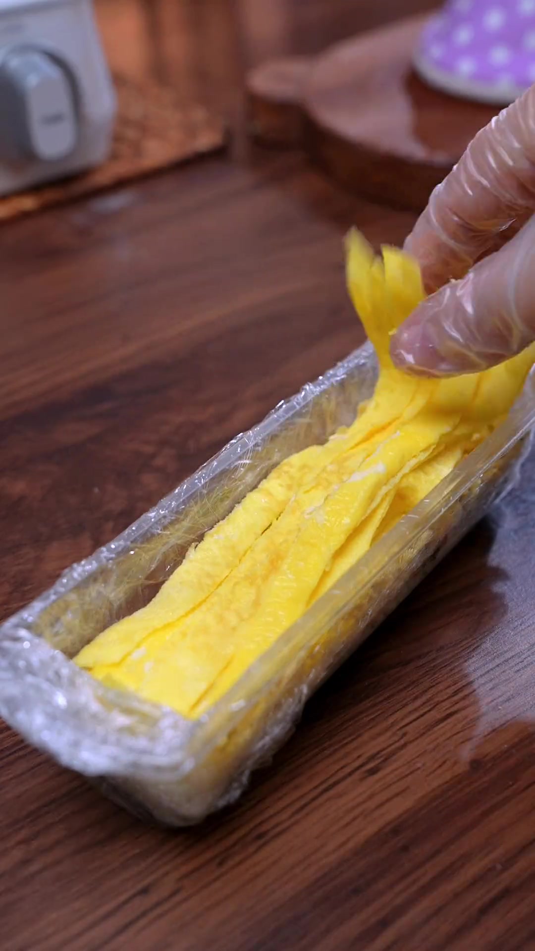 用薯片盒做的寿司好看好玩还好吃，出门带上也超方便的