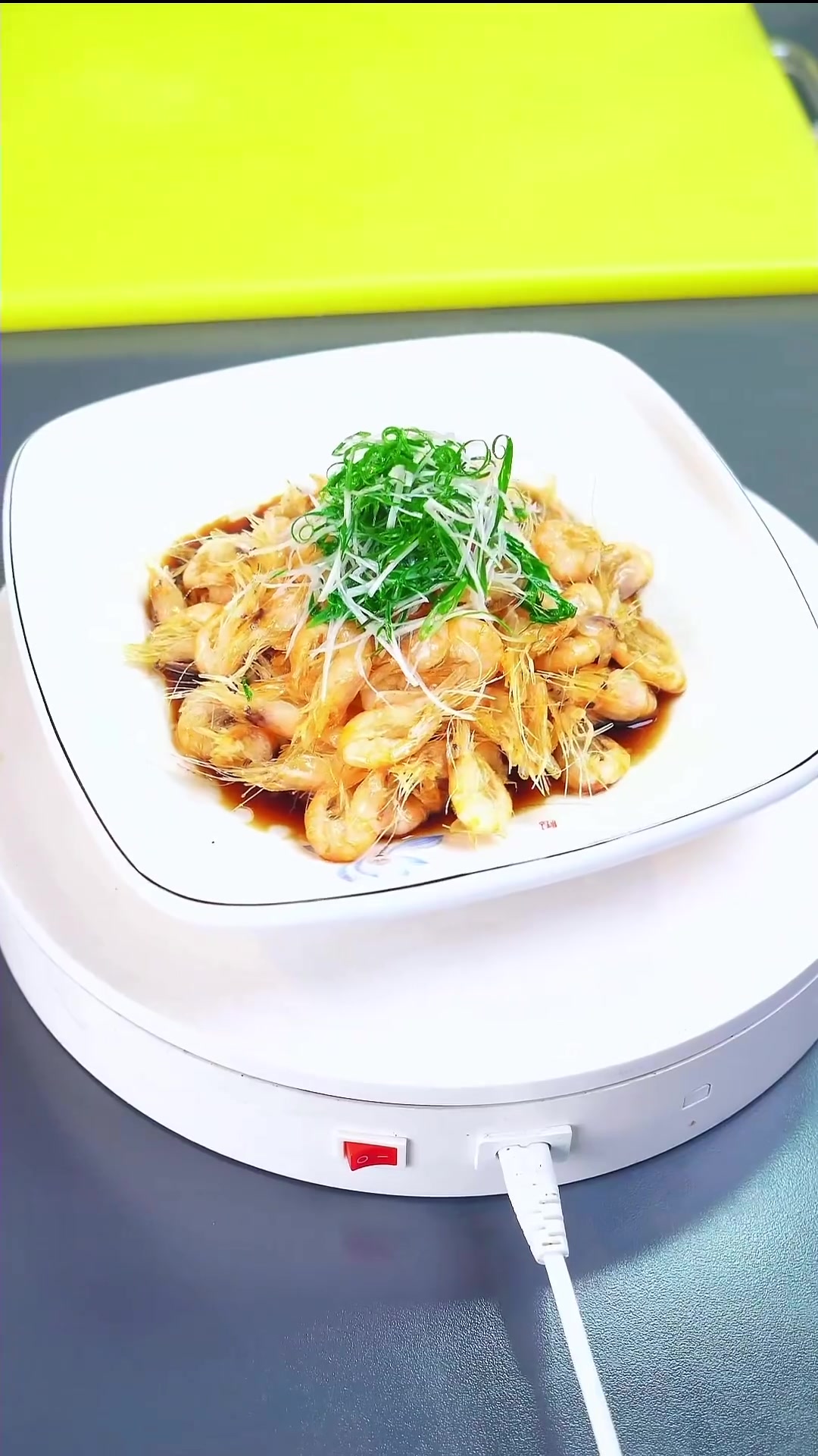 江浙沪必吃的白米虾，这样的做法太鲜了！好吃！