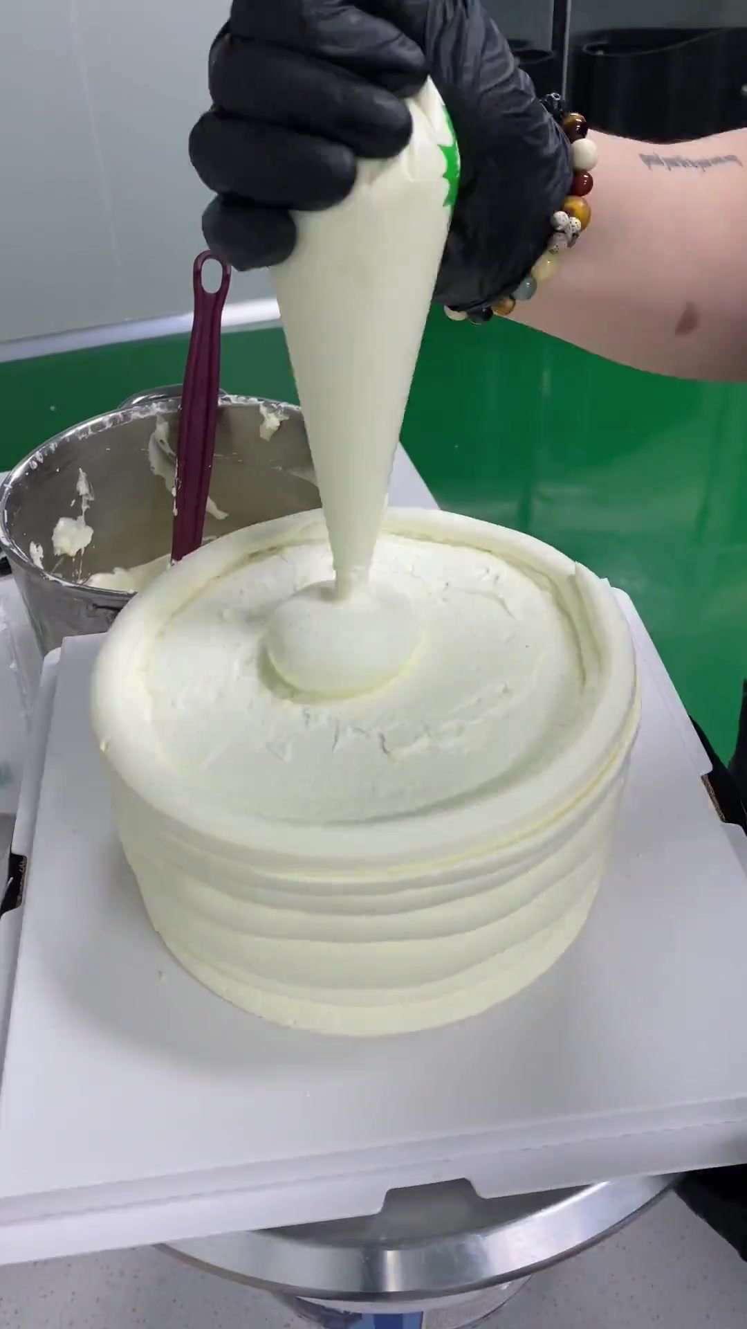 今天做双层蛋糕