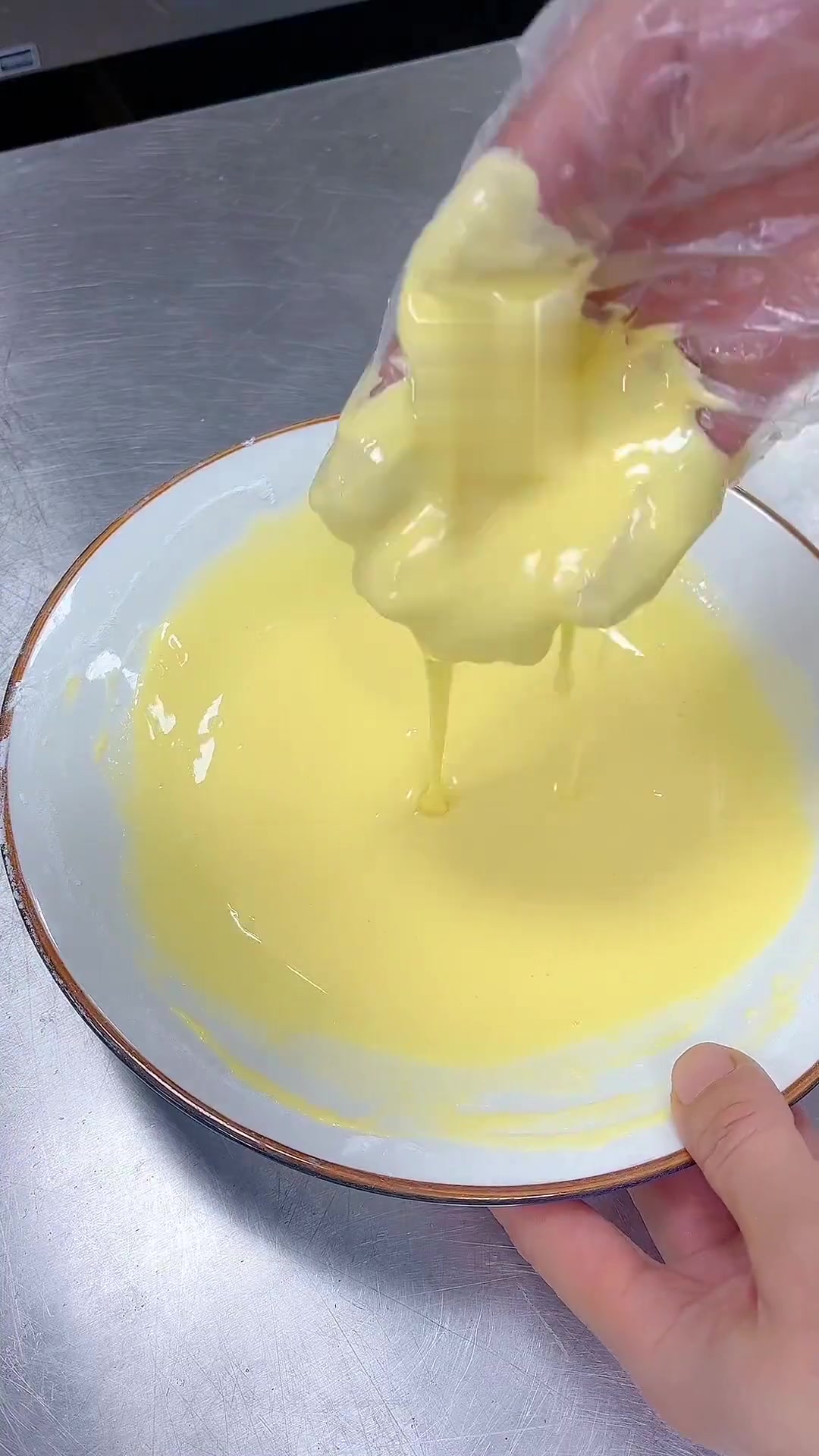 油炸香菜根的美味