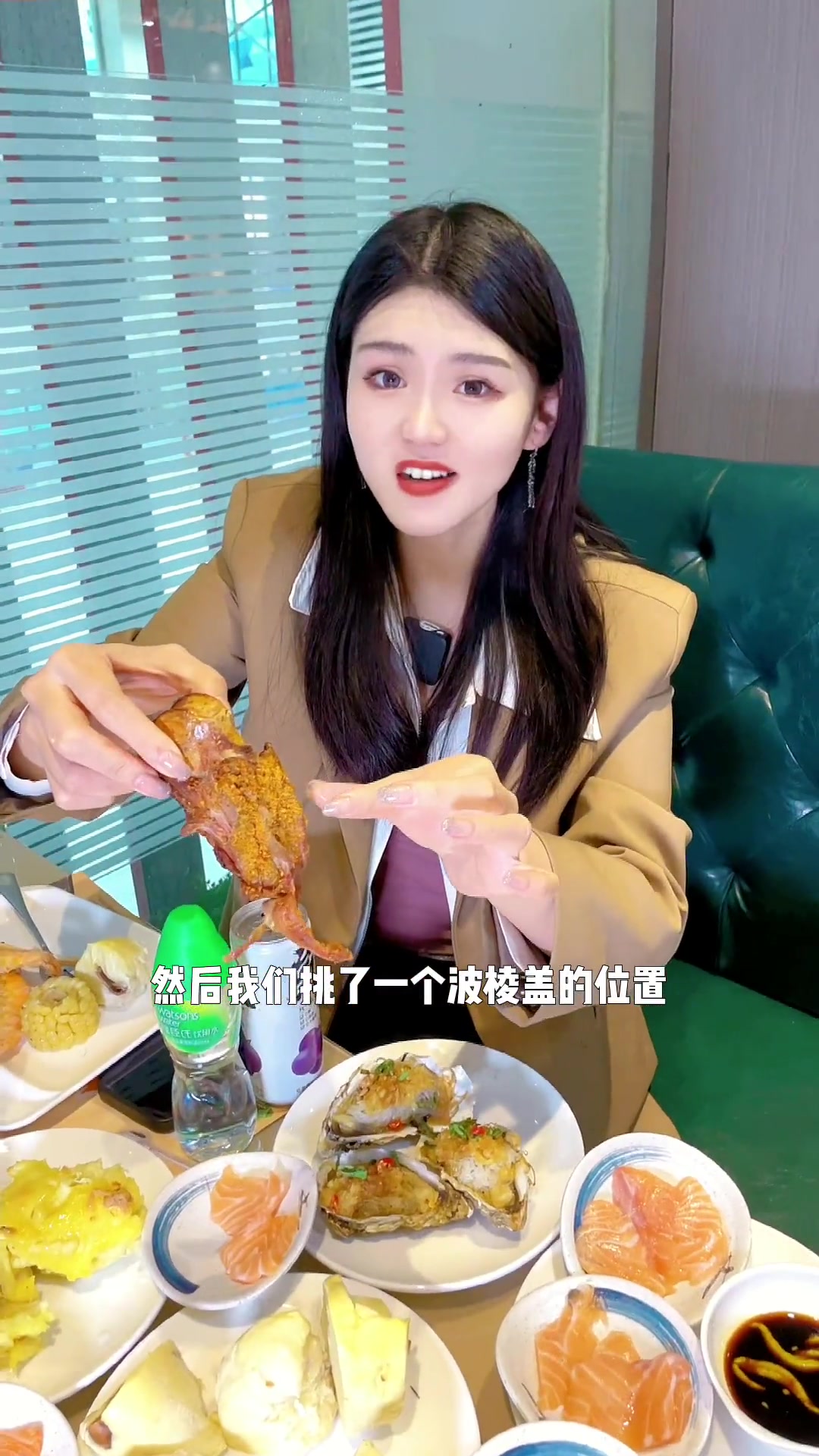 中央大道160+的自助餐品质实探，榴莲甜虾三文鱼烤榴莲烤全羊都可以畅吃！我个人觉得非常合适