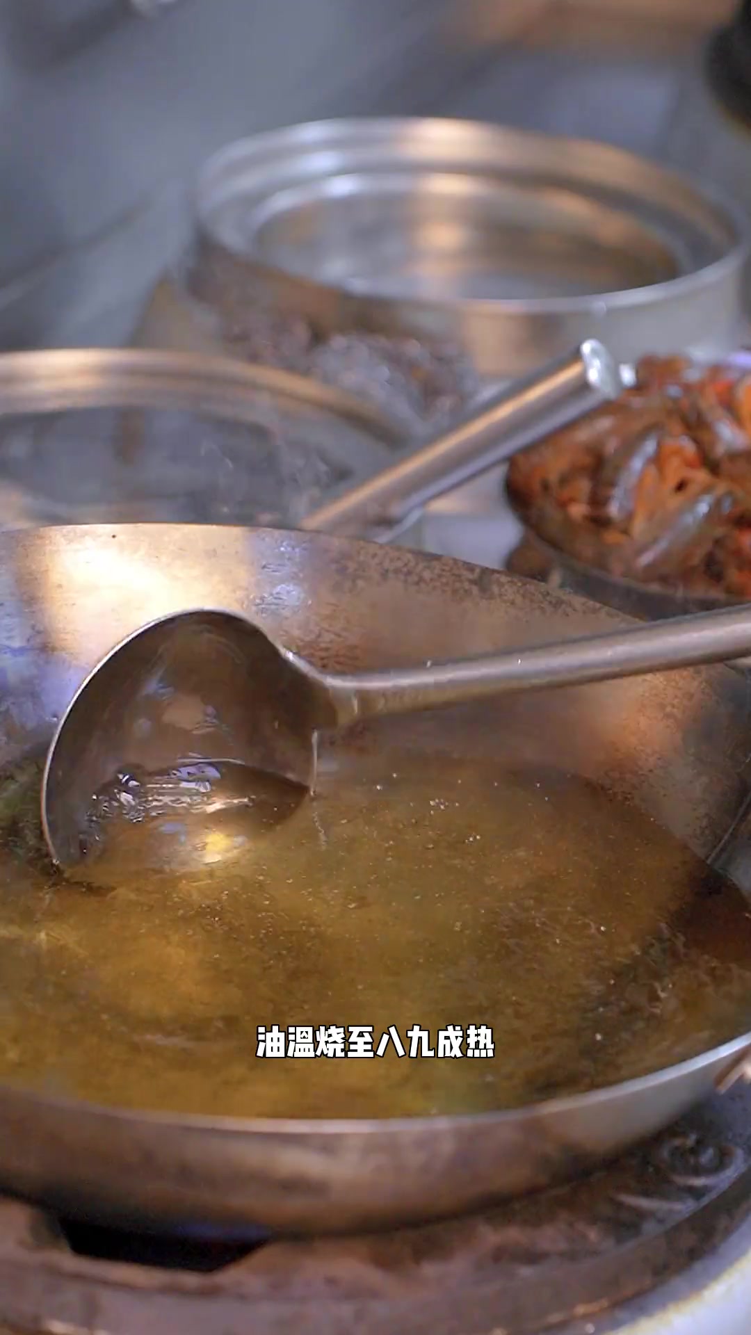 纯正盱眙十三香小龙虾做法，飞哥陪你过盛夏，香气扑鼻！