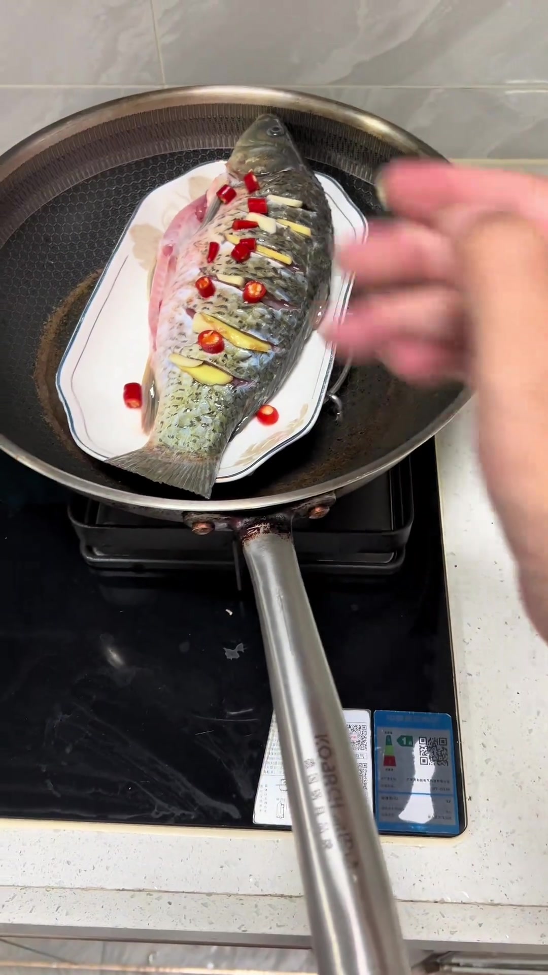 天天吃快餐,今儿自己做鱼开斋,超简单!