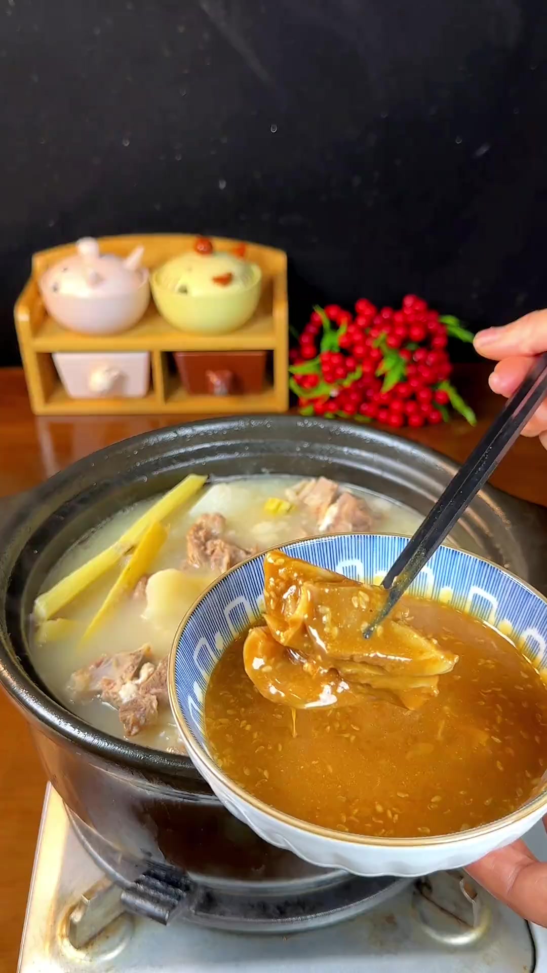 湛江羊肉汤这样做配上绝绝子的酱料,好吃到舔手指