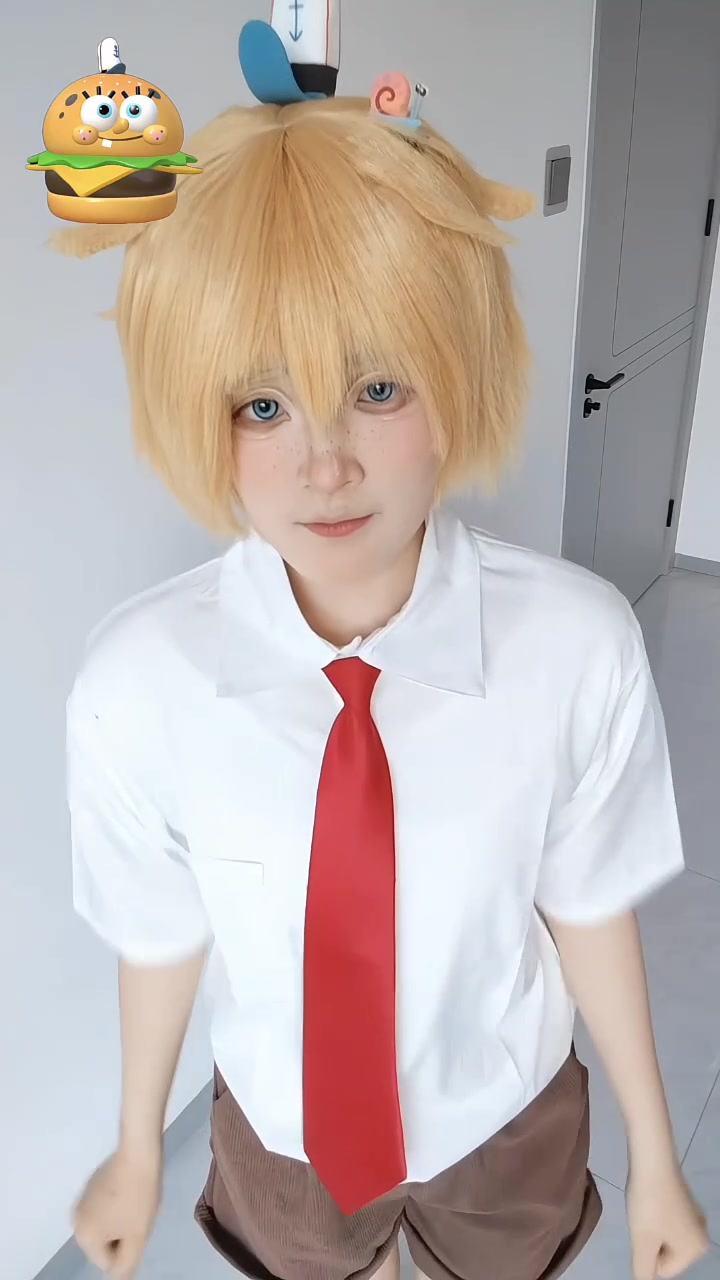 ?拿章鱼哥的相机拍个视频