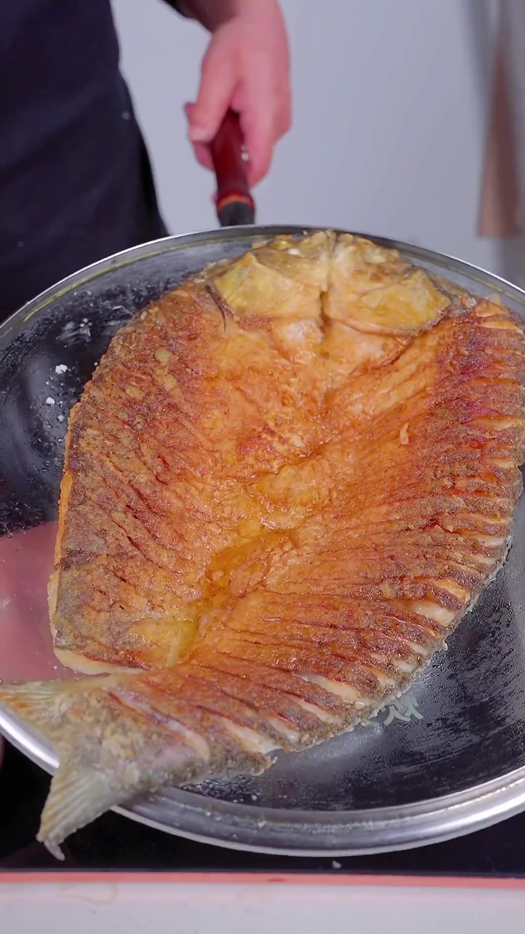 人生大事，吃喝二字！周末做一条家庭版烤鱼吧