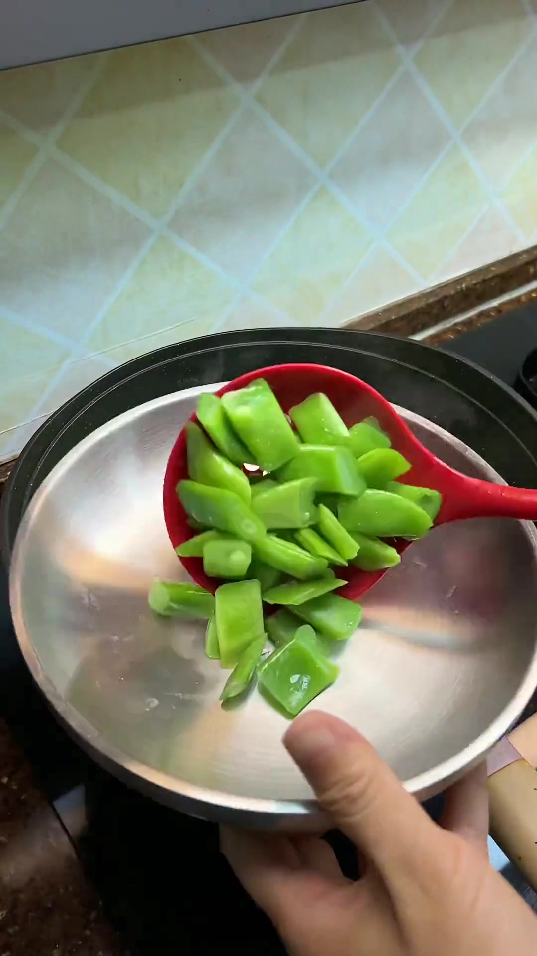 豆角炒肉教程来啦！这样炒肉嫩豆角软硬正合适，快试试