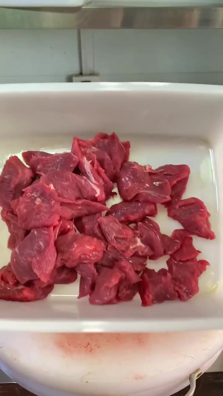 这款红柳烤肉可烤可炸!忙不过来炸烤也是一番不错的风味!