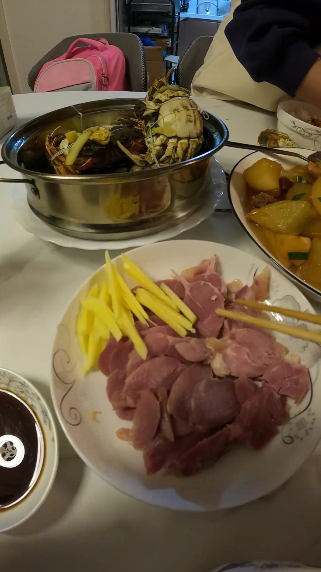 还是家里舒服，丹阳陵口淆肉比镇江水晶的好吃