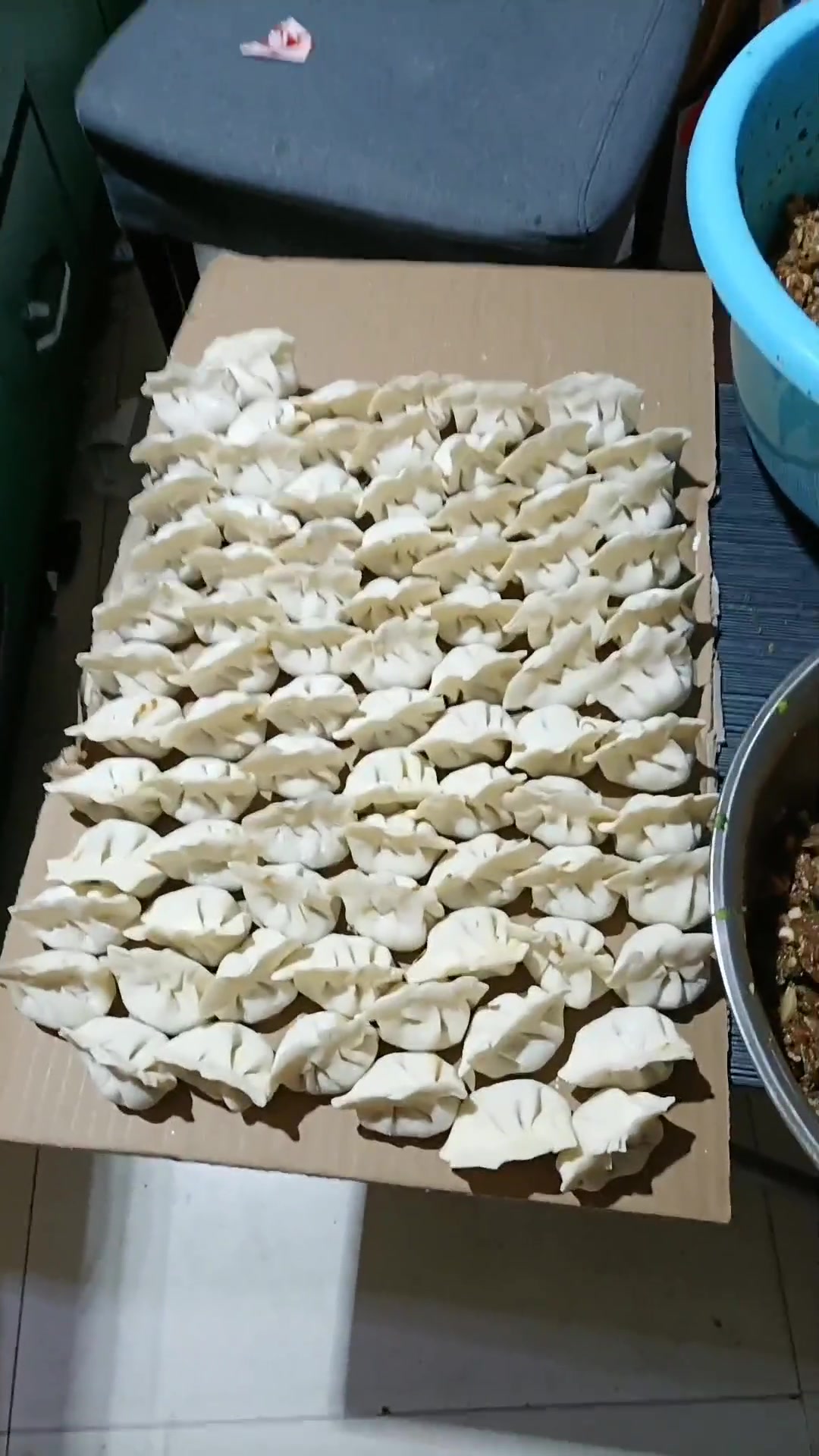 冬至饺子超赞!猪肉大葱羊肉馅,好吃实惠快来买!
