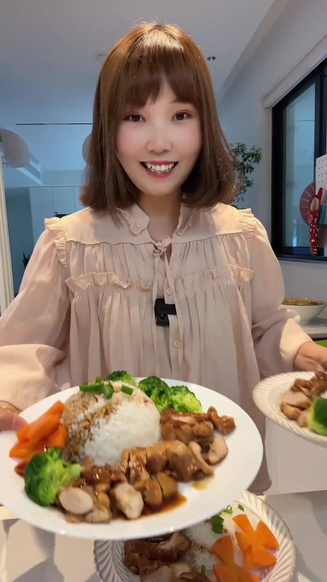 强哥这个大宝宝都喜欢吃哈哈哈哈哈，娃喜欢吃这种鸡腿饭的外卖，今天尝试自己做了，全都光盘了，