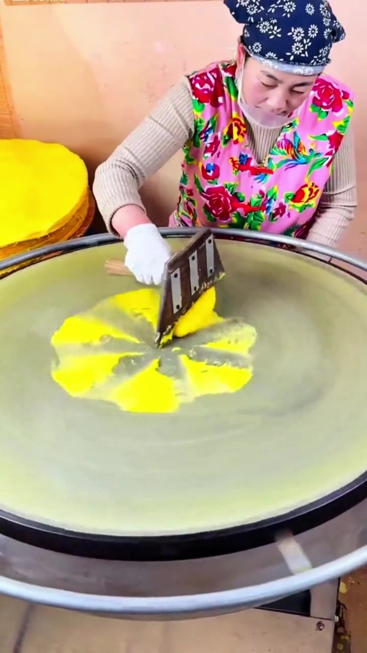 山东最有骨气女老板,三年坚守村头摊卖粗粮煎饼