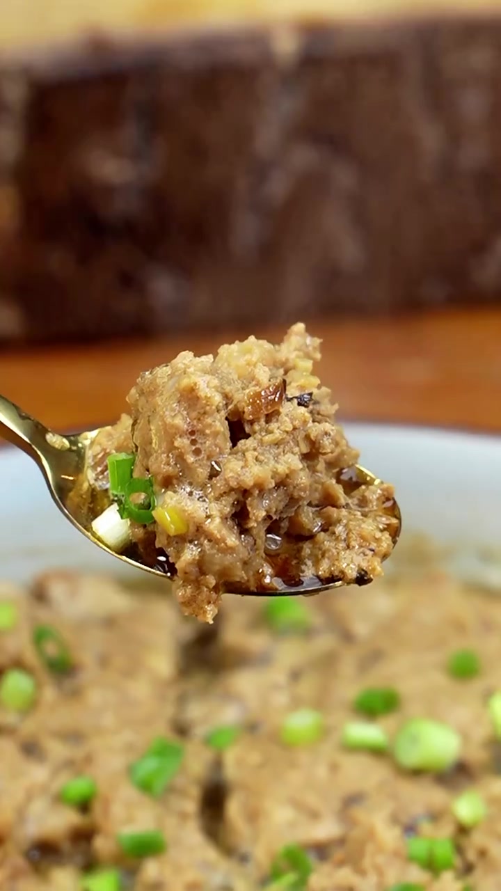 经典梅干菜蒸肉饼,做法简单,味道鲜美,能让孩子多吃两碗饭!