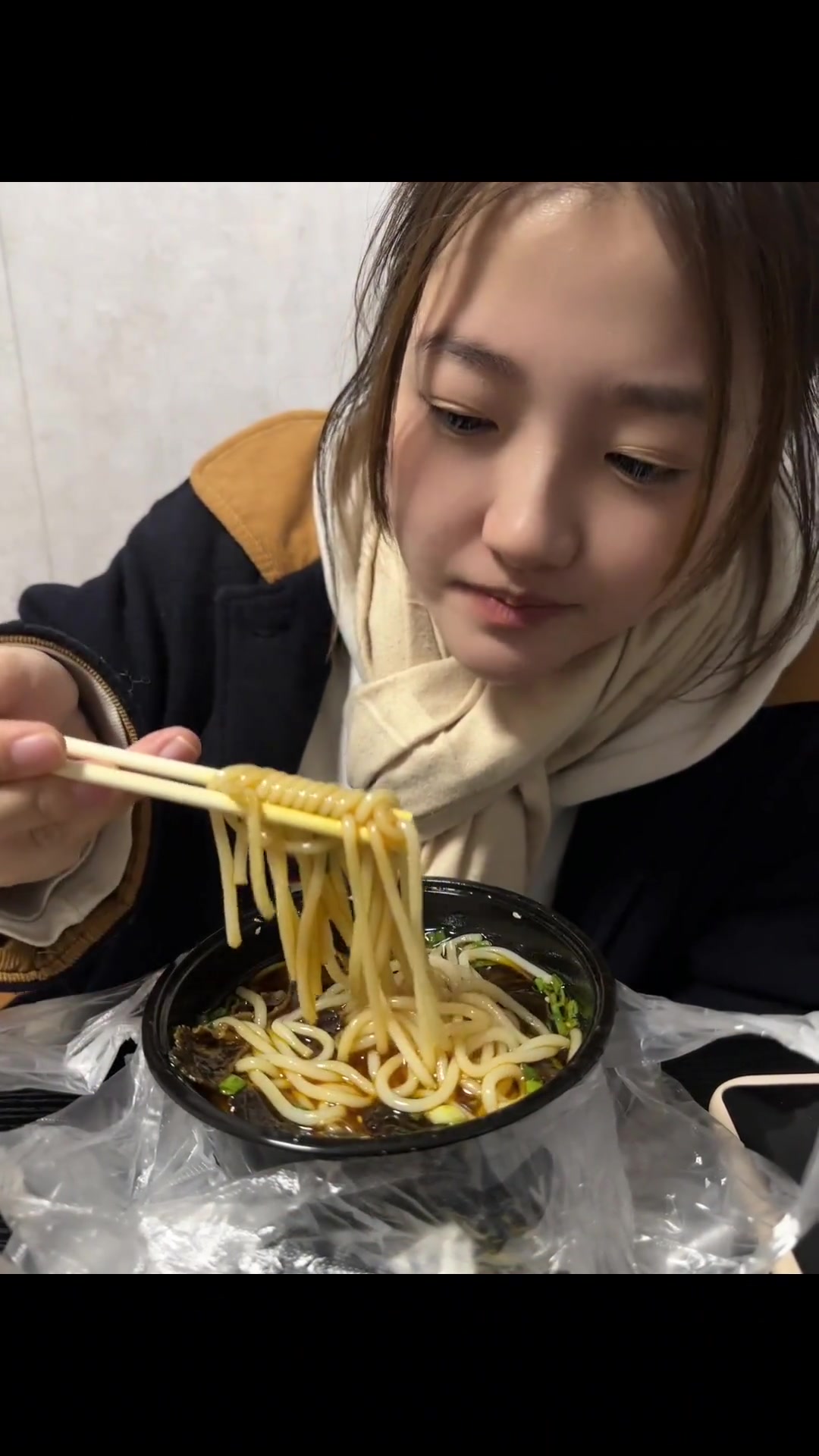 今天下班吃什么来嗦碗牛肉粉吧!