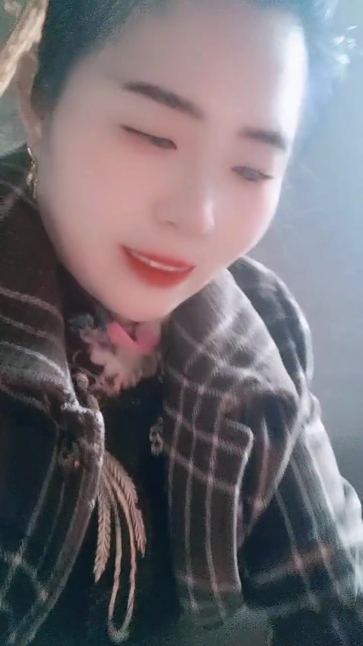 重庆酉阳龙潭人申姐，想吃家乡特产找申姐，米豆腐米虾油粑粑提前定，3角粑，粉粑糍粑盐菜霉豆腐