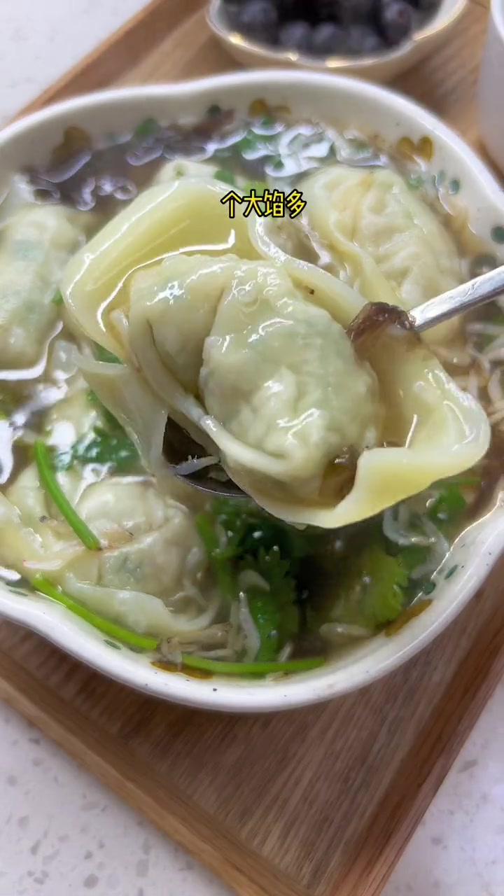 一日三餐早餐尤要营养快速,冰箱囤刀鱼馄饨,早上一碗超鲜