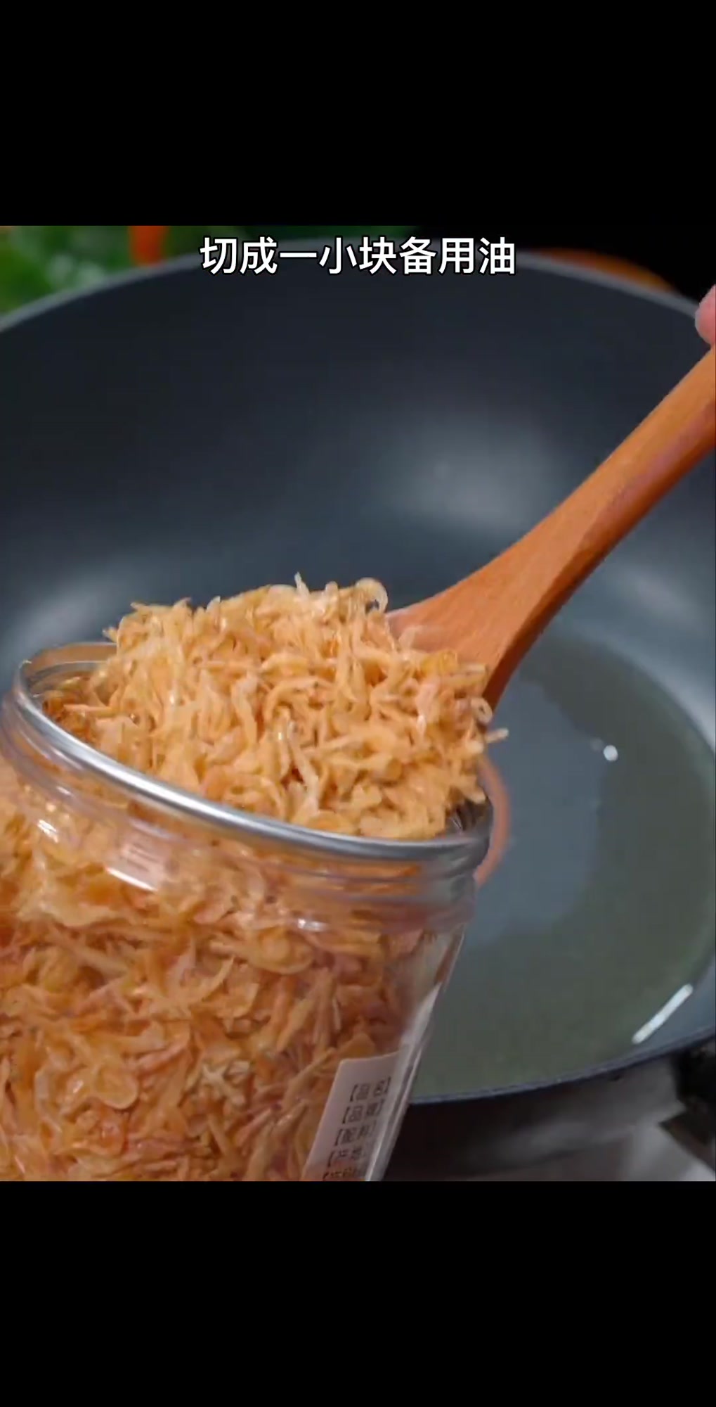 天气干燥易上火?来试试超简单的萝卜汤做法!