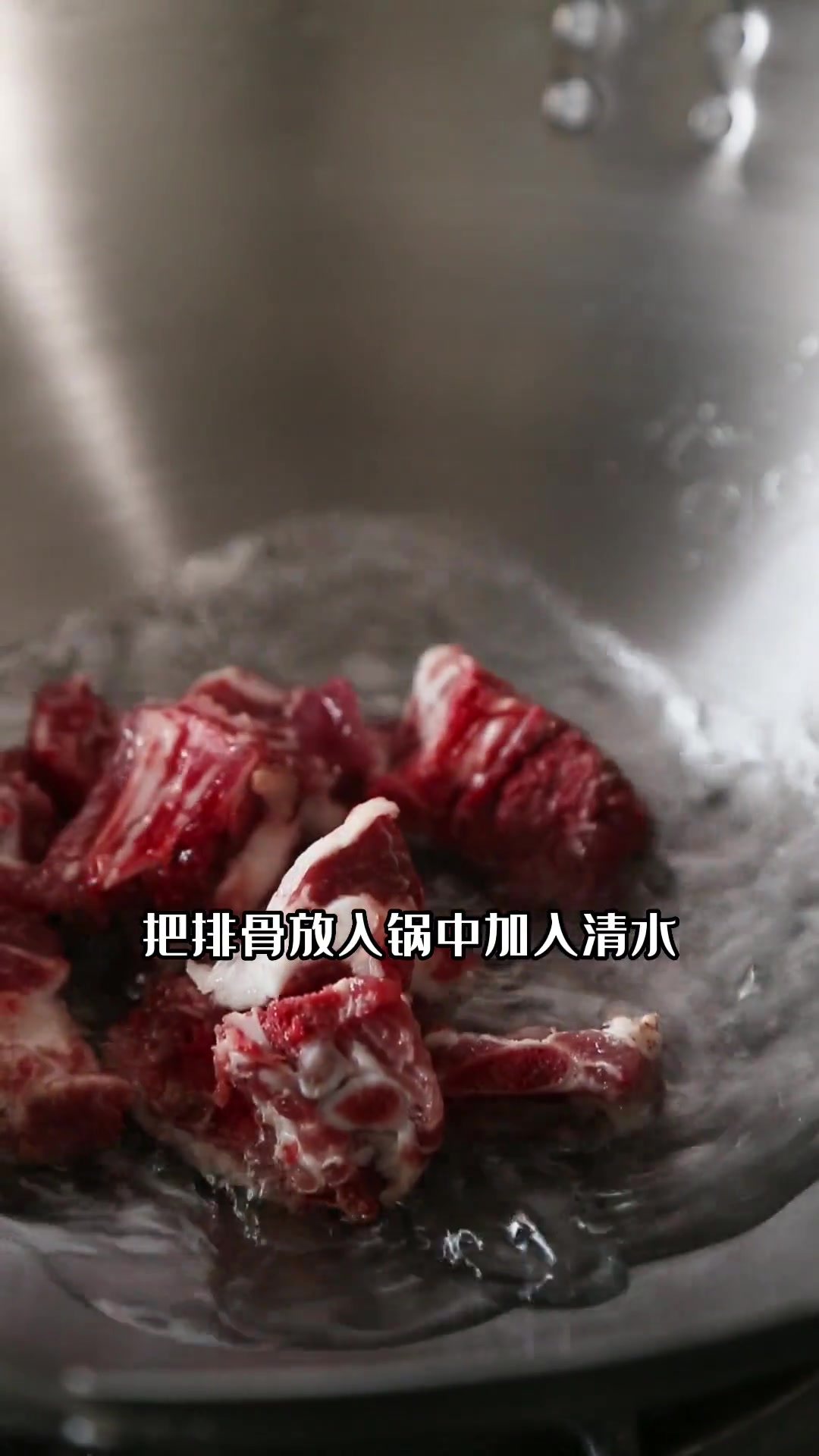 估计又要有人吐槽不是湘菜了，再说一次湘菜不一定全部是辣的，新派湘菜也在不断创新