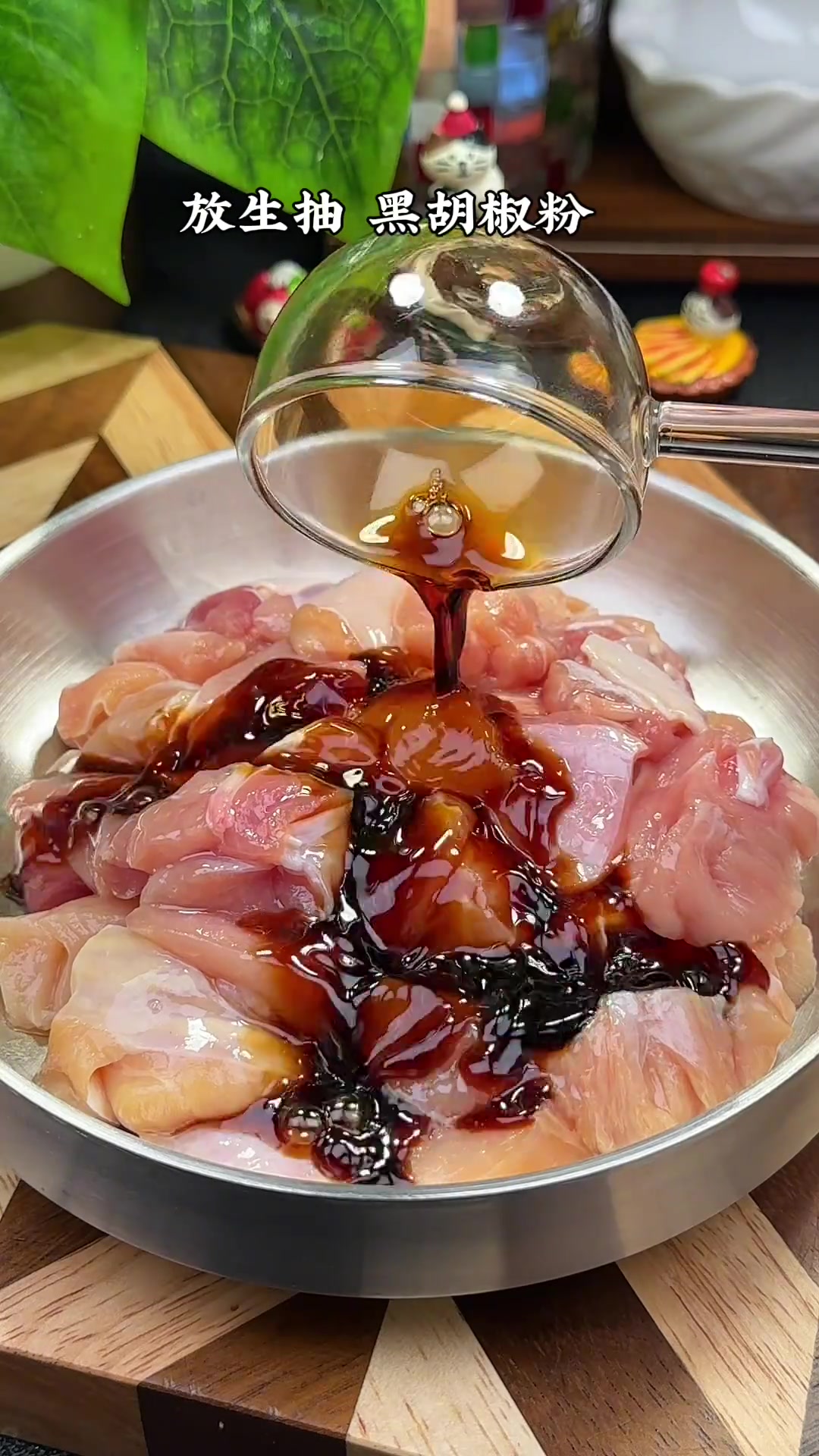 吃的最多的就是这个鸡腿肉炖白菜，低脂低卡高蛋白