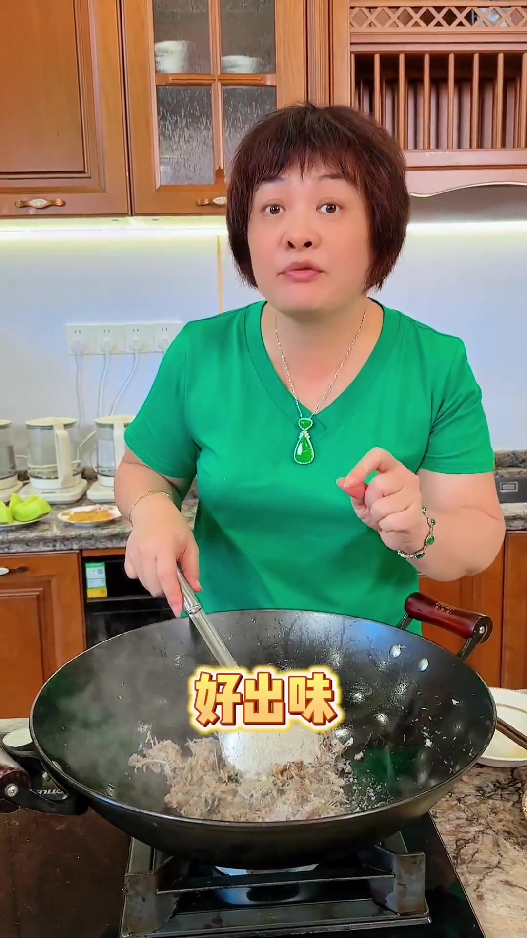 今天分享家庭菜砂锅鲫鱼汤