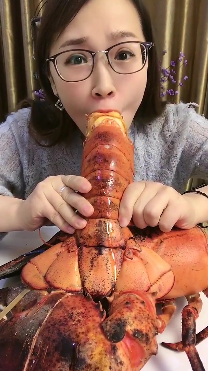 洗大虾尾洗出白花花大肉