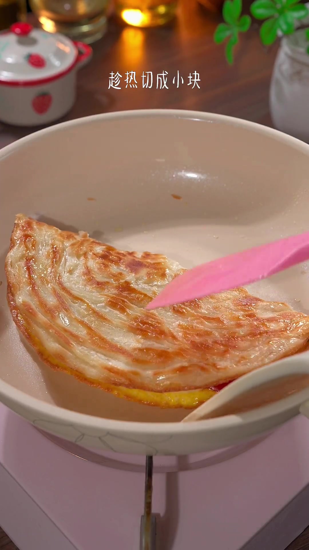 早起五分钟就能完成的火腿鸡蛋早餐饼,外脆里嫩,好吃