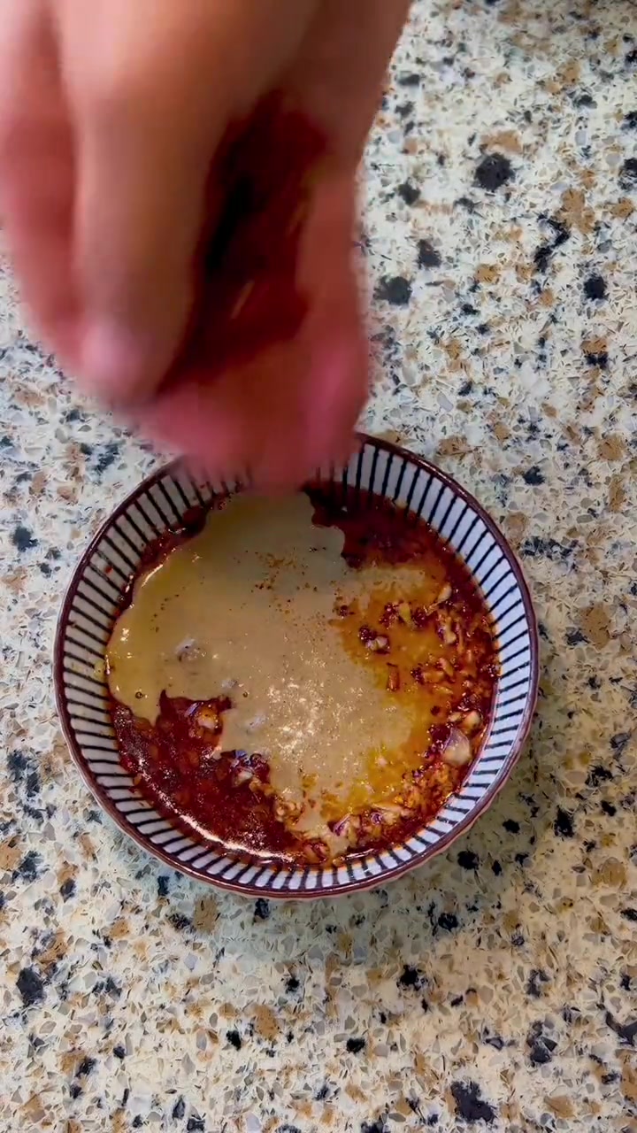 最幸福的事情就是一家人一起吃火锅，这个鱼丸想吃了很久了，今天总算自己做出来了，怎么会有这么