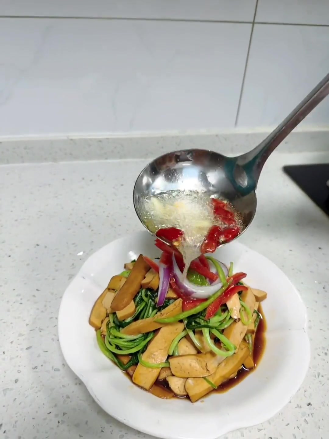 李阿姨分享木类与香菇烧菜的家常做法,香迷糊啦!