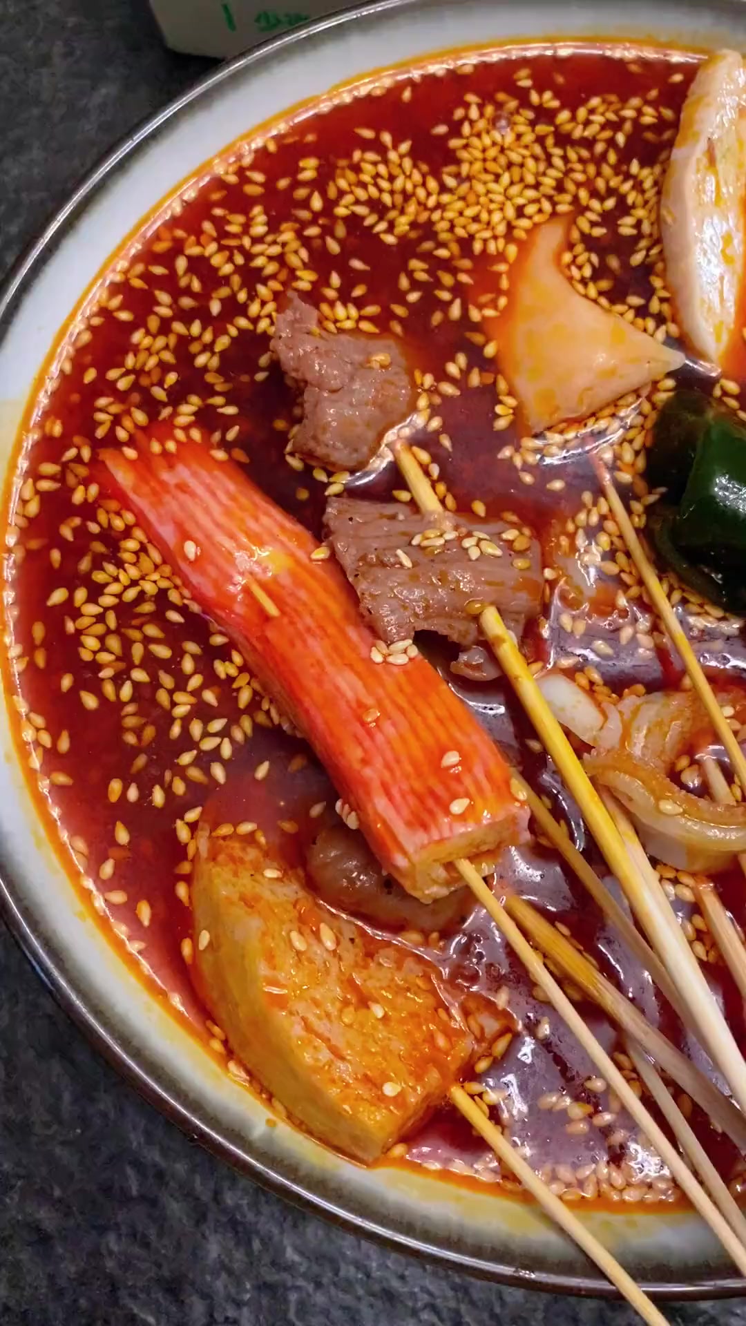 夏天怎能不吃钵钵鸡?有这料,在家轻松做!