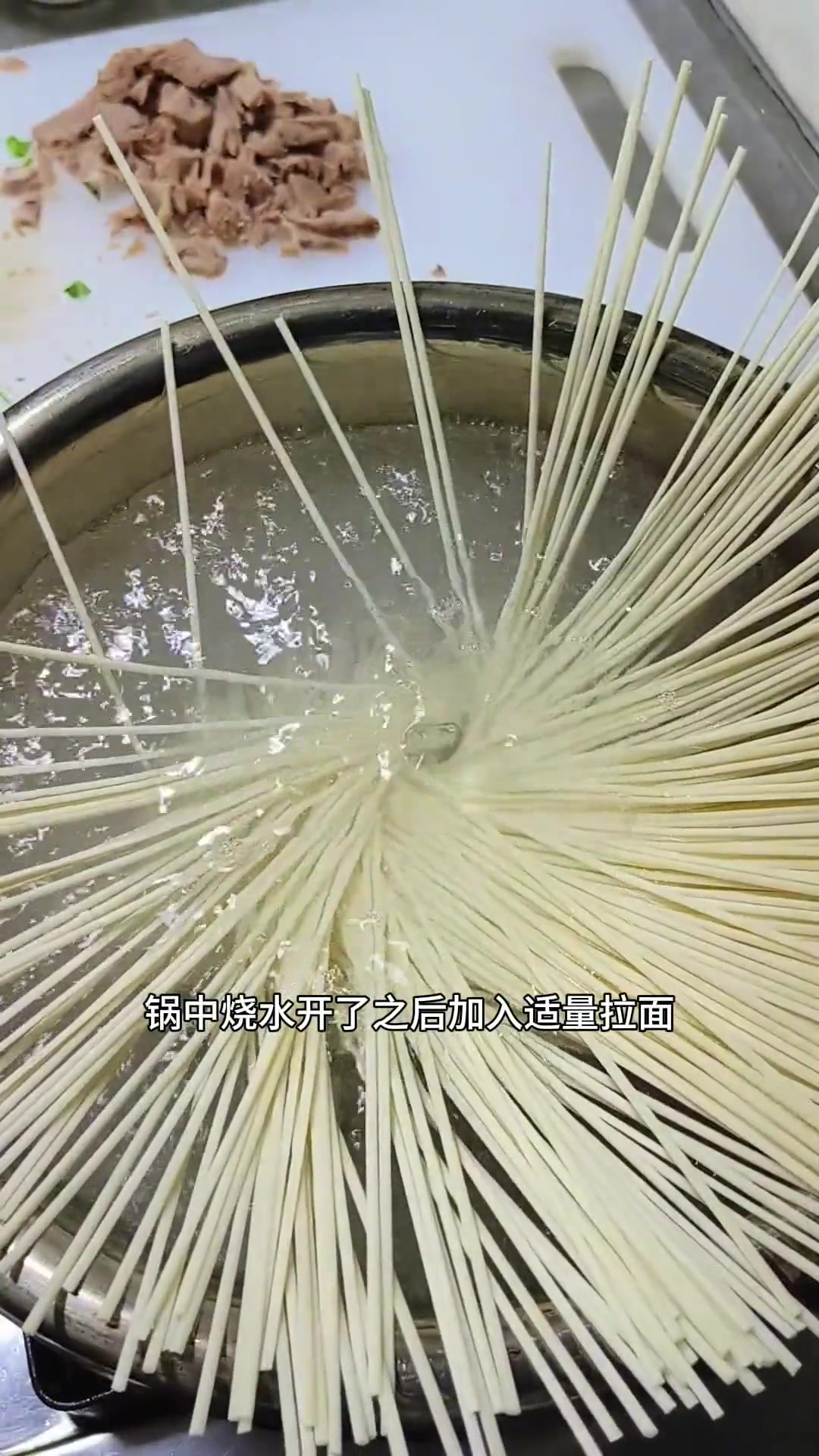 几分钟搞定！谁都能做的咖喱牛肉面教程来啦