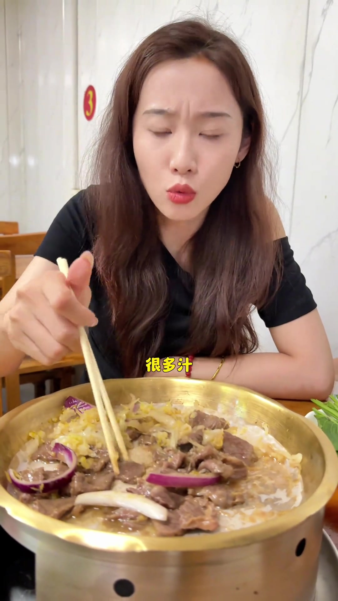 济南小巷烤肉，隐藏菜单揭秘，苍蝇馆子美食探秘