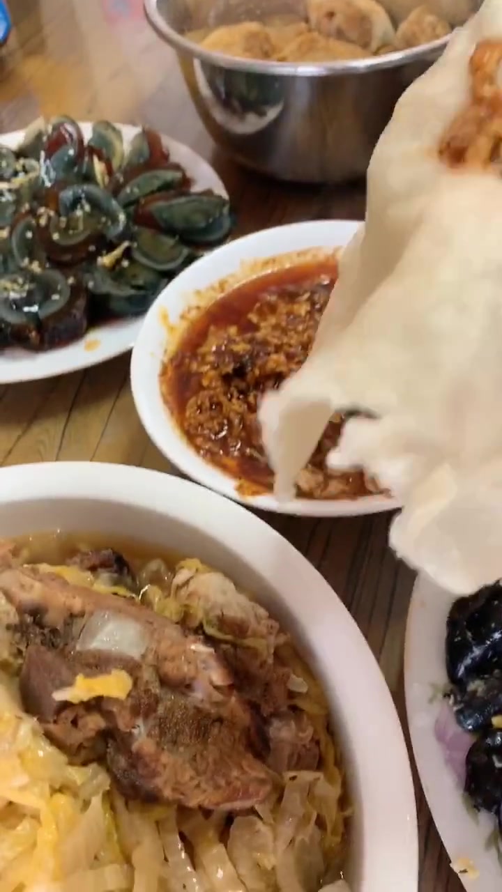 煎饼卷大葱,好吃得很
