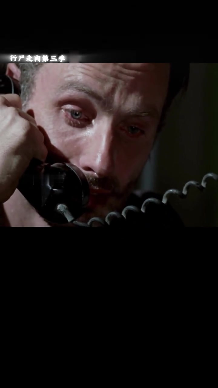 行尸走肉第三季监狱篇，格伦和玛姬被迪克森带到小镇