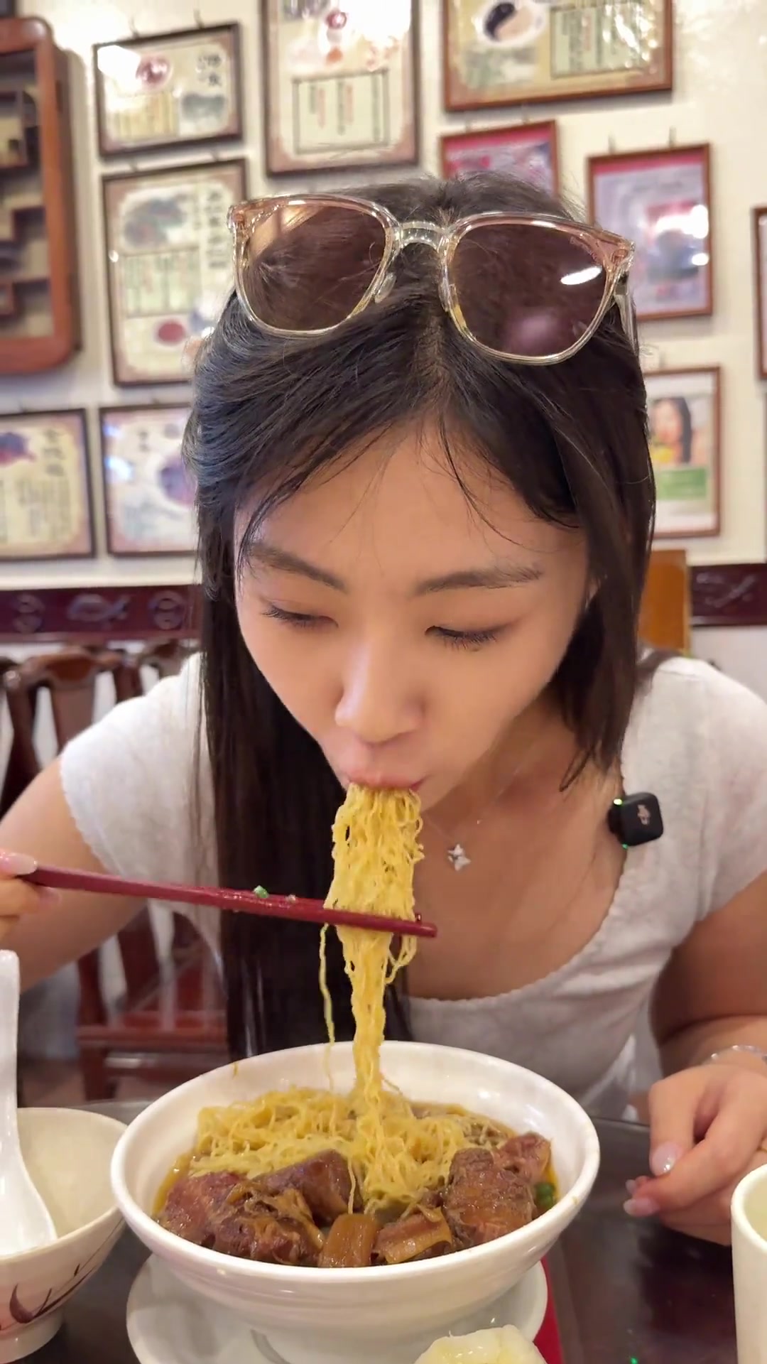 香港本地人超爱的牛腩面,居然还有700块一碗的龟苓膏!