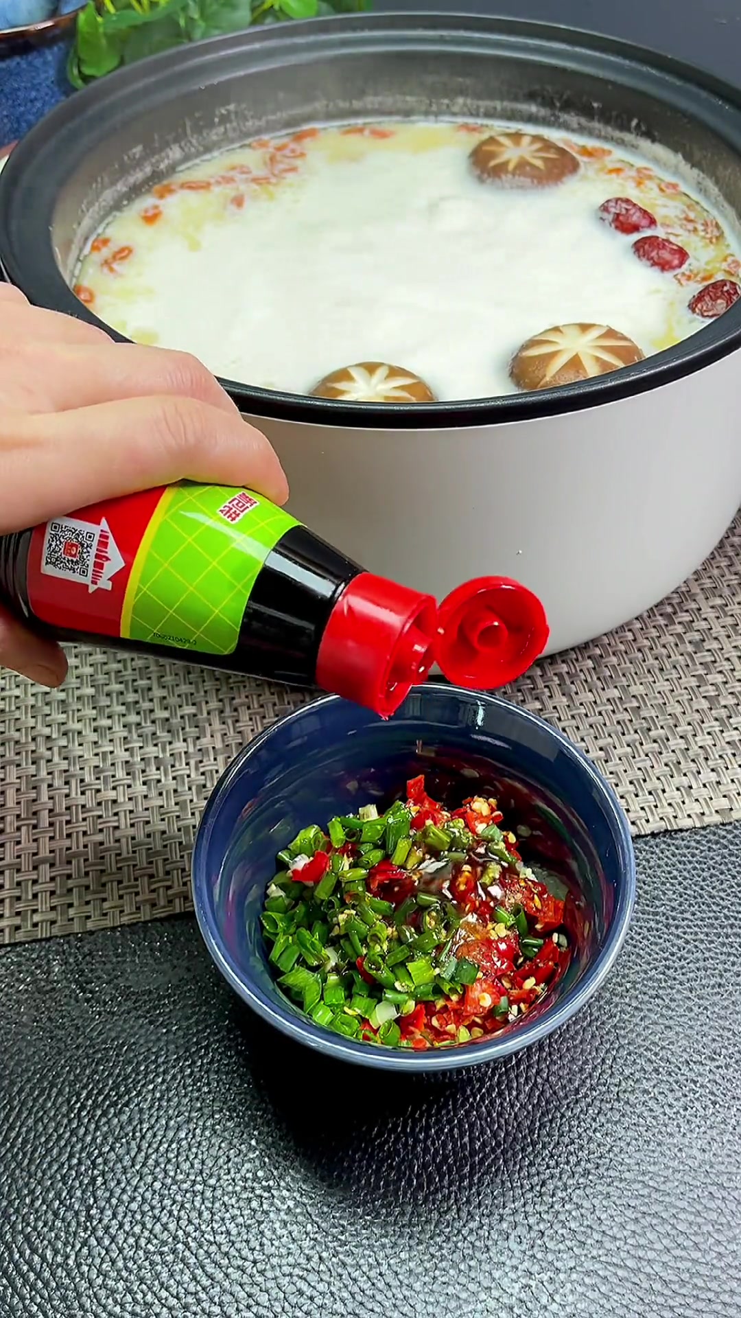 在家做一锅奶汤参鱼片