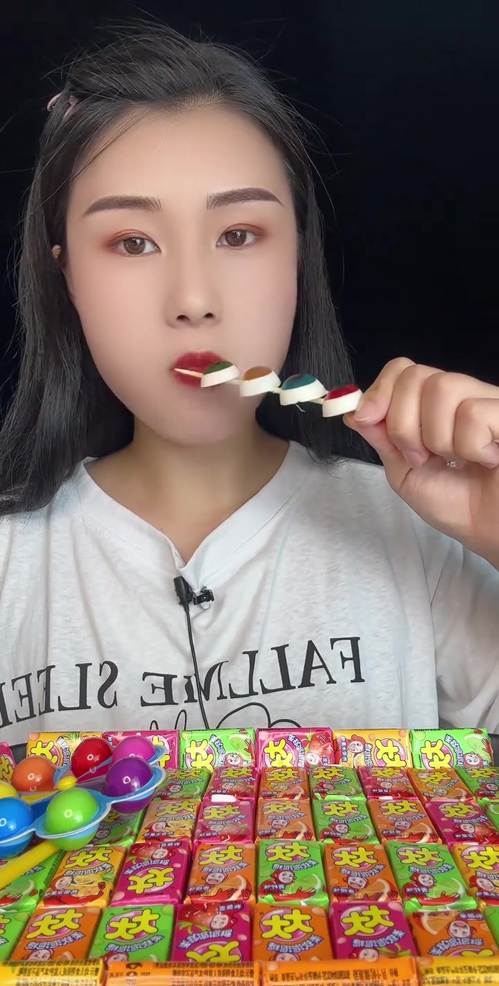 今日糖果开箱,风车糖、小汉堡、奶酪棒等超好吃!