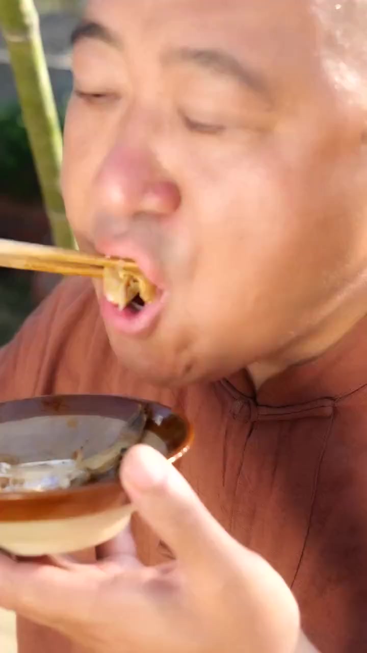 做个吊锅耗儿鱼尝尝!