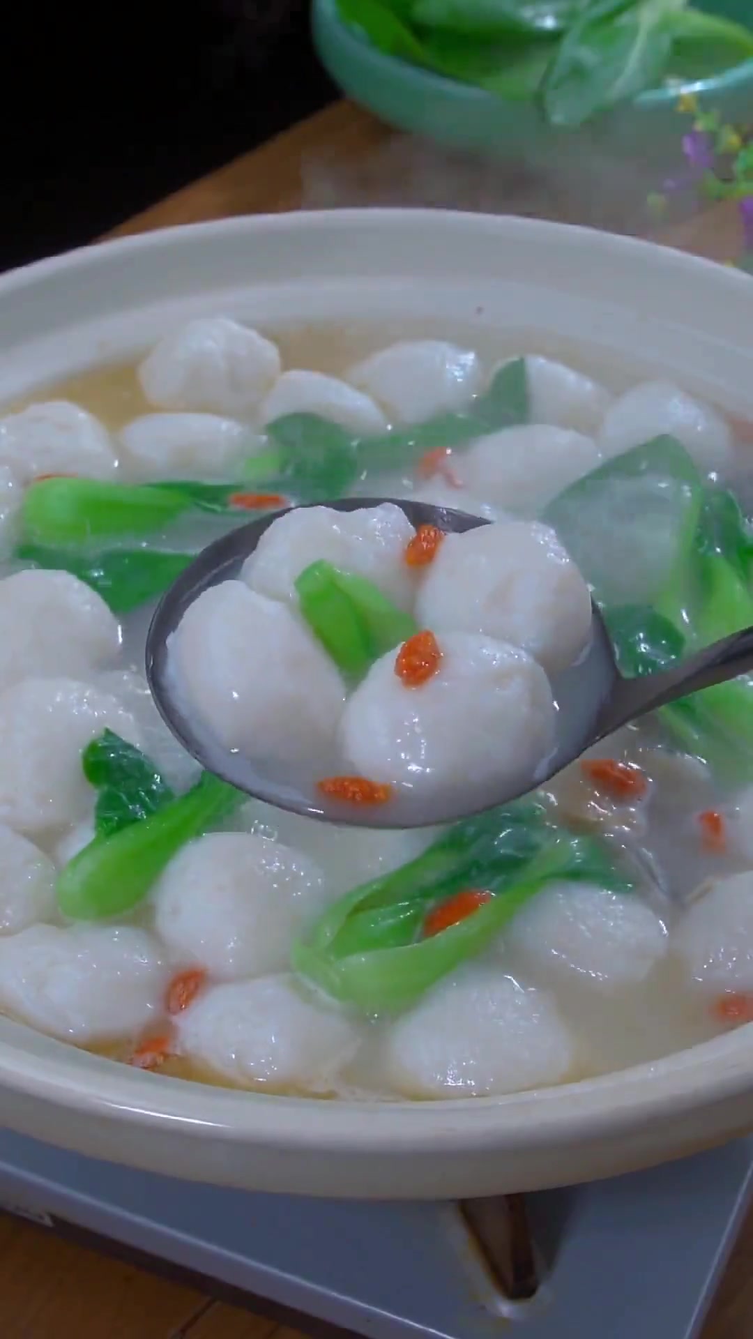 以后买花鲢就做成一鱼两吃，做法简单，汤鲜味美，营养又好喝