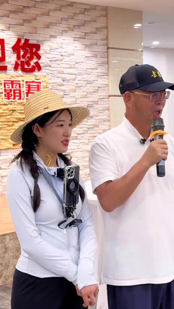 鬼哥力挺，谁伤害小虾米都不行，我们的团宠