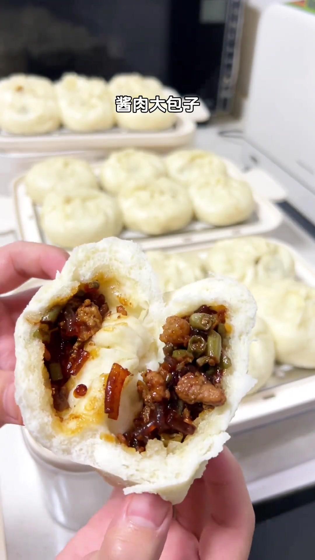 没事就在家做各种面食吧！可以一个月不重样的那种