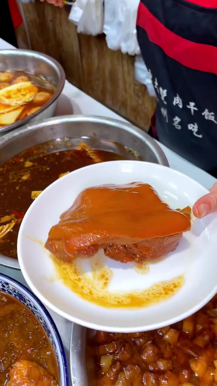 这样的甏肉干饭你们吃过吗