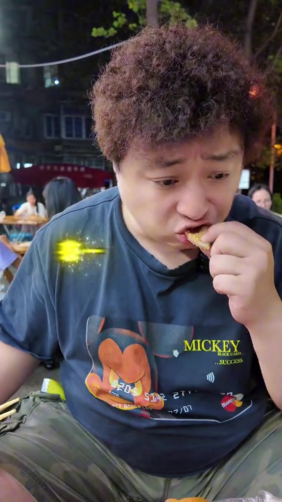 广西豆浆油条店,热甜豆浆变冰味,真爱粉赴约油条管够