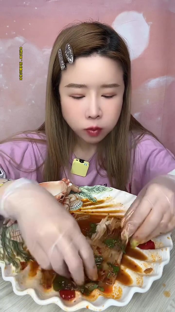 今日吃瑶鱼翅膀，脆骨鱼丝丝超美味！