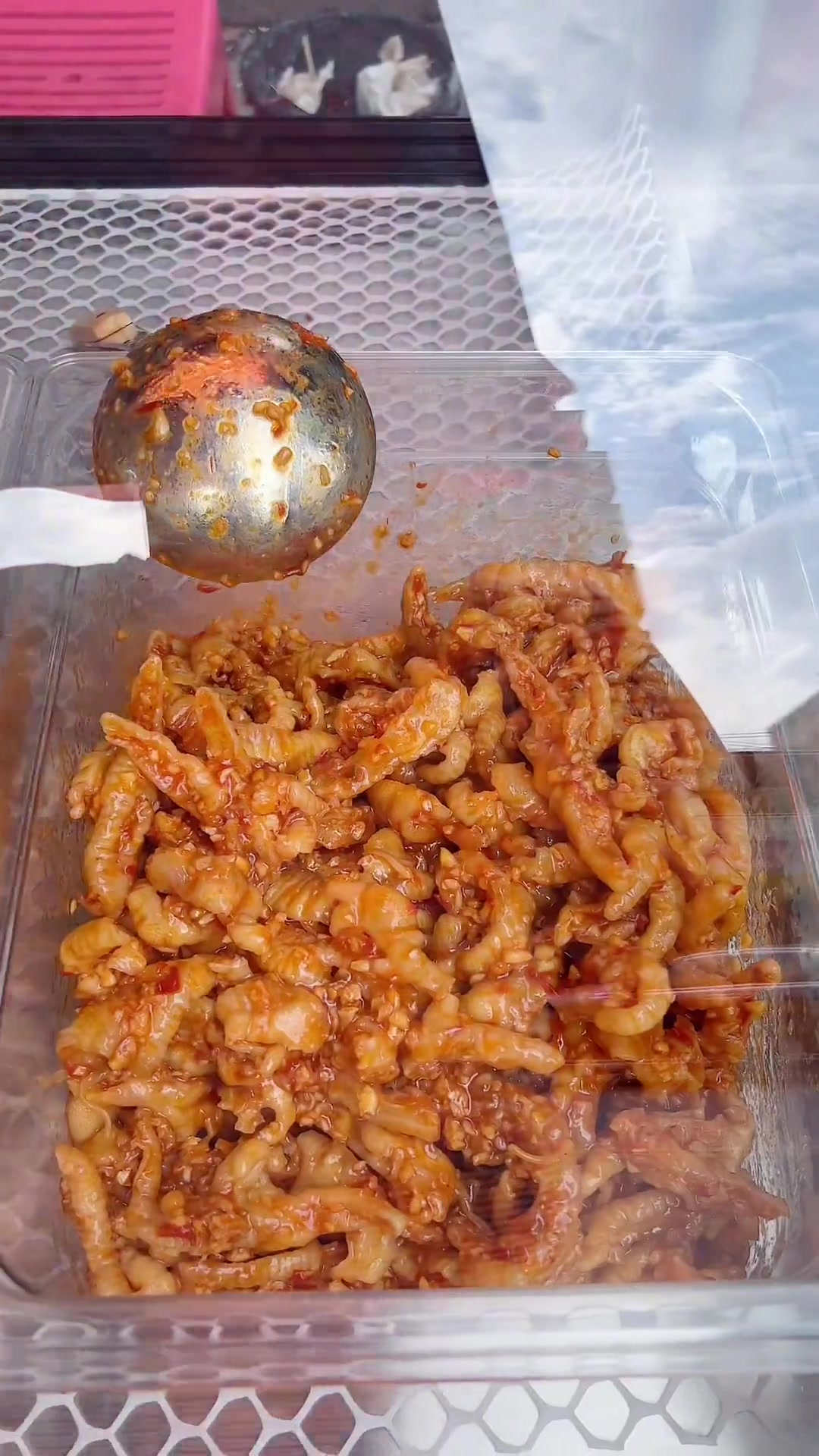 蒜蓉鸡爪，无骨鸡爪，泡鸭爪，泡鸡爪，手撕鸡，麻辣香鸭脖，鸭头，鸭骨架