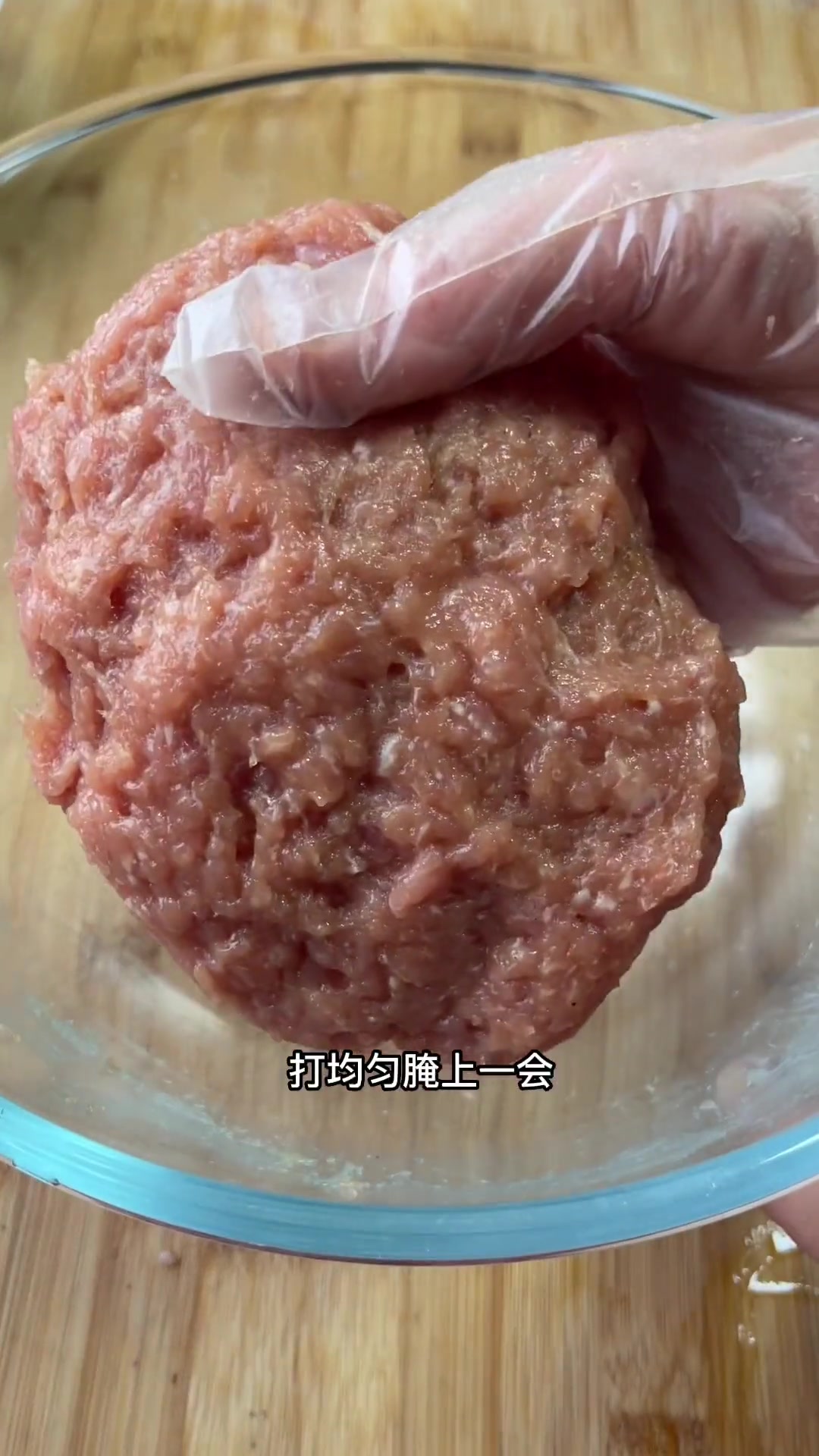 又复刻了一道好吃的菜，该说不说今天这珍珠糯米圆子是真的很好吃