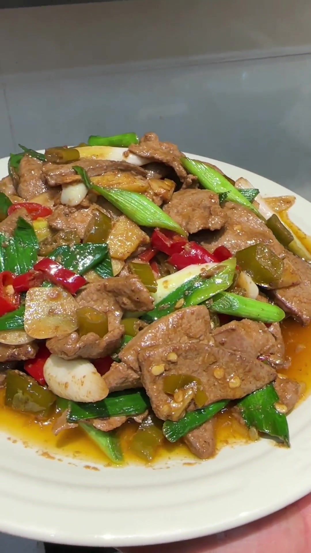 每次做饭用的泡椒就是它，今天分享一个泡椒炒猪肝，酸辣入味。真的很下饭